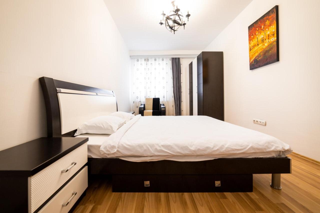 Ferienwohnung CedarTREE Prishtina Pristina Exterior foto