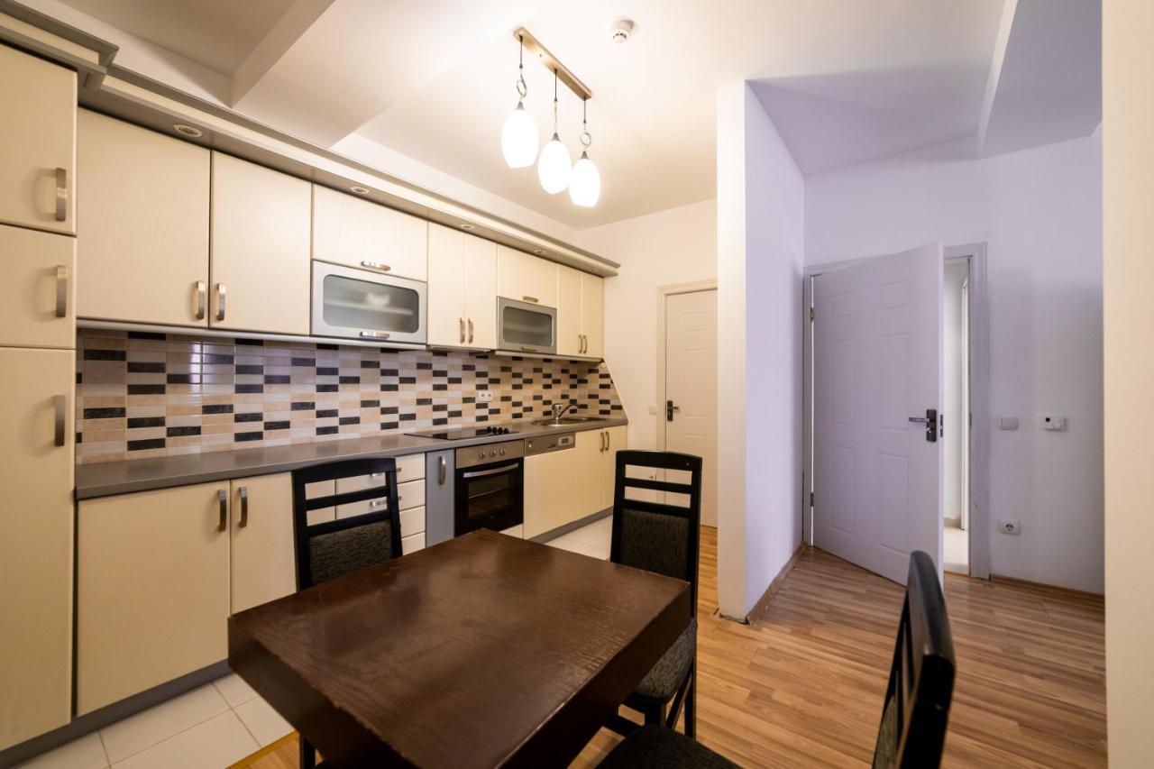 Ferienwohnung CedarTREE Prishtina Pristina Exterior foto
